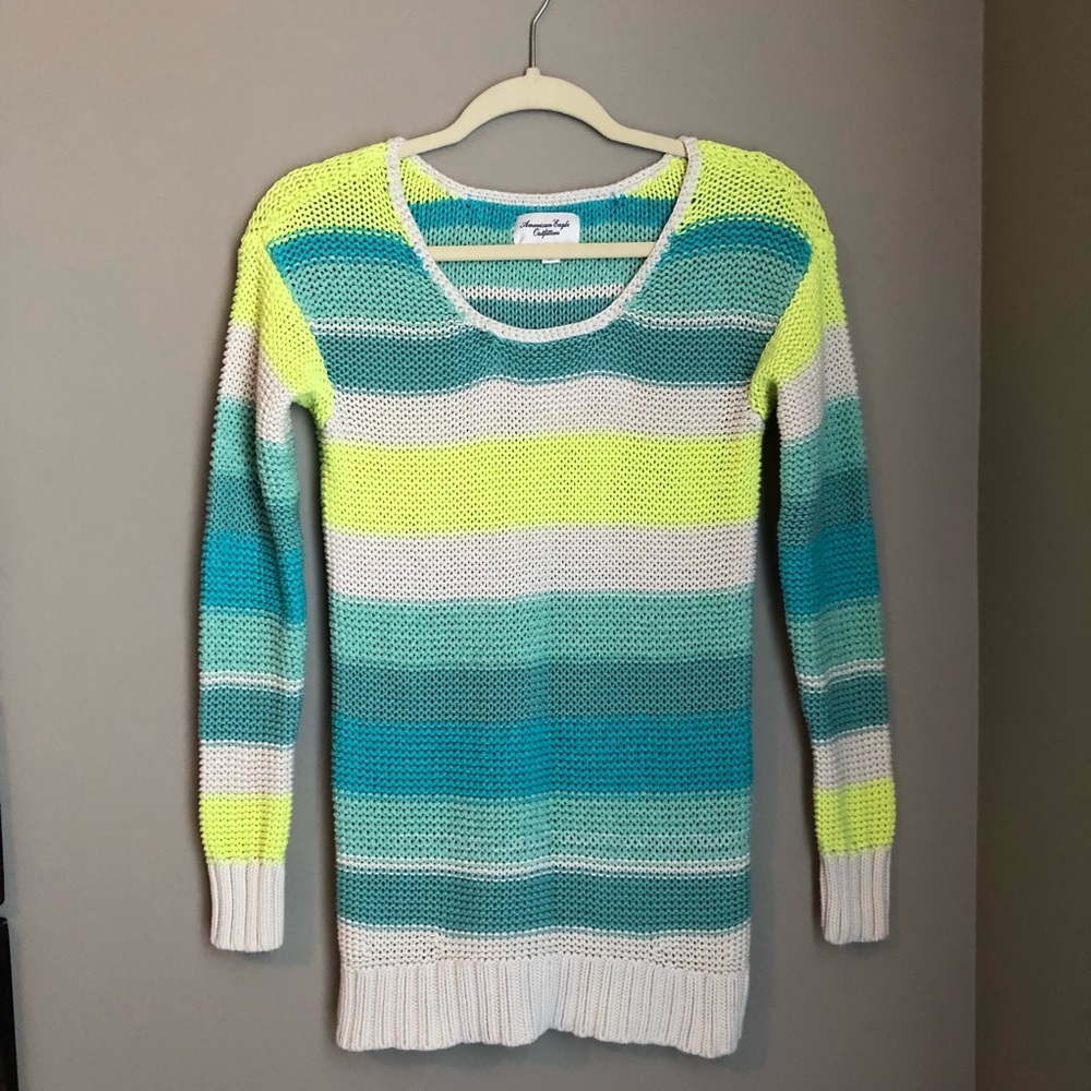 American Eagle Sweater